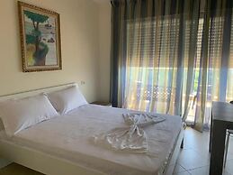 Toto Boutique Hotel