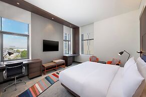 Aloft by Marriott Dubai Airport