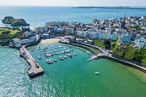 Starfish Apartment - 2 Bedroom - Tenby