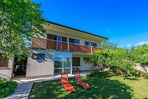 House Vicky