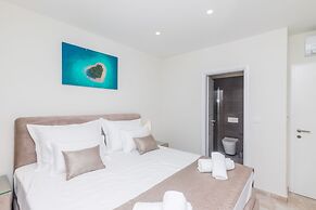 Apartments Dora