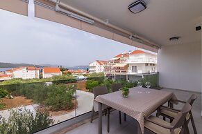 Apartments Dora