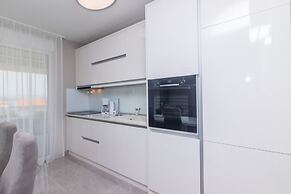 Apartments Dora