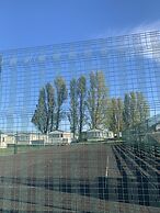 Caravan - Sleeps 6 - Parking, Pool, Facilities