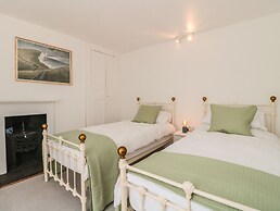 Overton Cottage