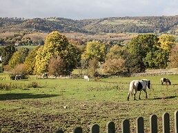 Grove Farm Barn