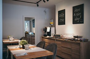 NEST Guesthouse
