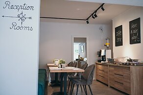 NEST Guesthouse