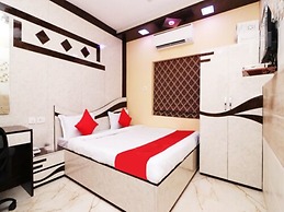 Goroomgo Sanjoy Guest House Ruby Tagore Park Kolkata