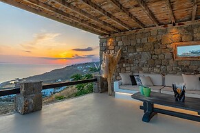 Villa Nirvana- Calm, Relaxing and no Wind!
