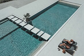 Adama Mykonos Boutique Hotel