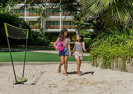 Naithonburi Beach Resort