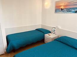 Seafront Apartment - Beahost