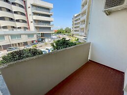 Comfortable Flat for Four-beahost