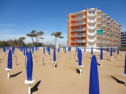 Wonderful Beachfront Apartment-beahost