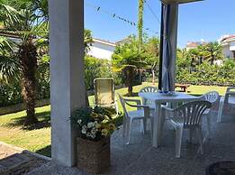 Comfortable Villa Near the Beach