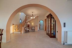 Grandpas House Agia Pelagia