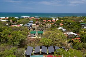 2 Favela Chic Tamarindo Bungalow Adults Only