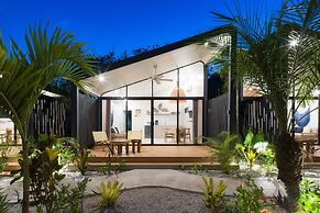 2 Favela Chic Tamarindo Bungalow Adults Only