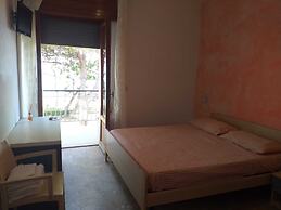 Room-spacious Quadruple Room a Stone thr