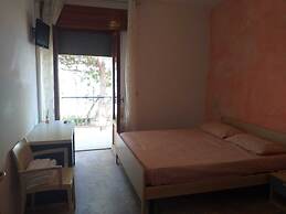 Room-spacious Quadruple Room a Stone thr