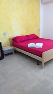 Room in B&B - Spacious Double Room by the sea