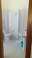 Room-quadruple Room for a Totally Relaxi