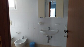 Room-quadruple Room in Pineto - sea View