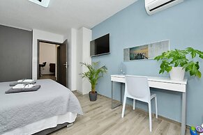 Villa Popandrock Sleeps 5 With Parking