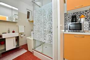 Villa Popandrock Sleeps 5 With Parking