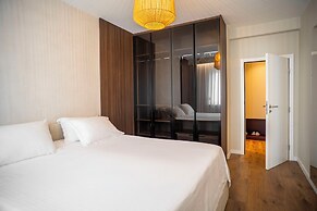 Lux Apartments