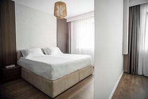 Lux Apartments