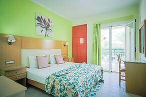 Roseclub Apartments
