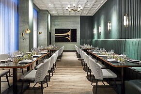 Hyatt Centric Downtown Sacramento