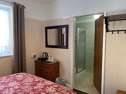 Philmar Guest House