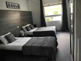 Hotel Mervil Airport
