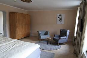 Ferienwohnung 2.OG.Links