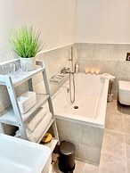 Apartment Twelve