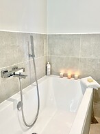 Apartment Twelve