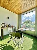 Apartment Twelve
