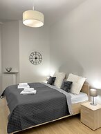Starowiślna 41-43 by PI Apartments
