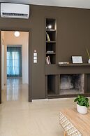 CHROMA Lodge Rafina