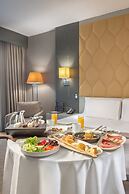 Elexus Hotel Resort & Spa & Casino