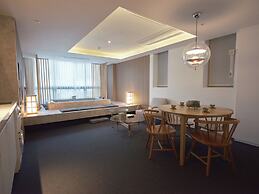 UH Suite The Myeongdong