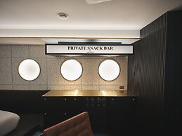 UH Suite The Myeongdong