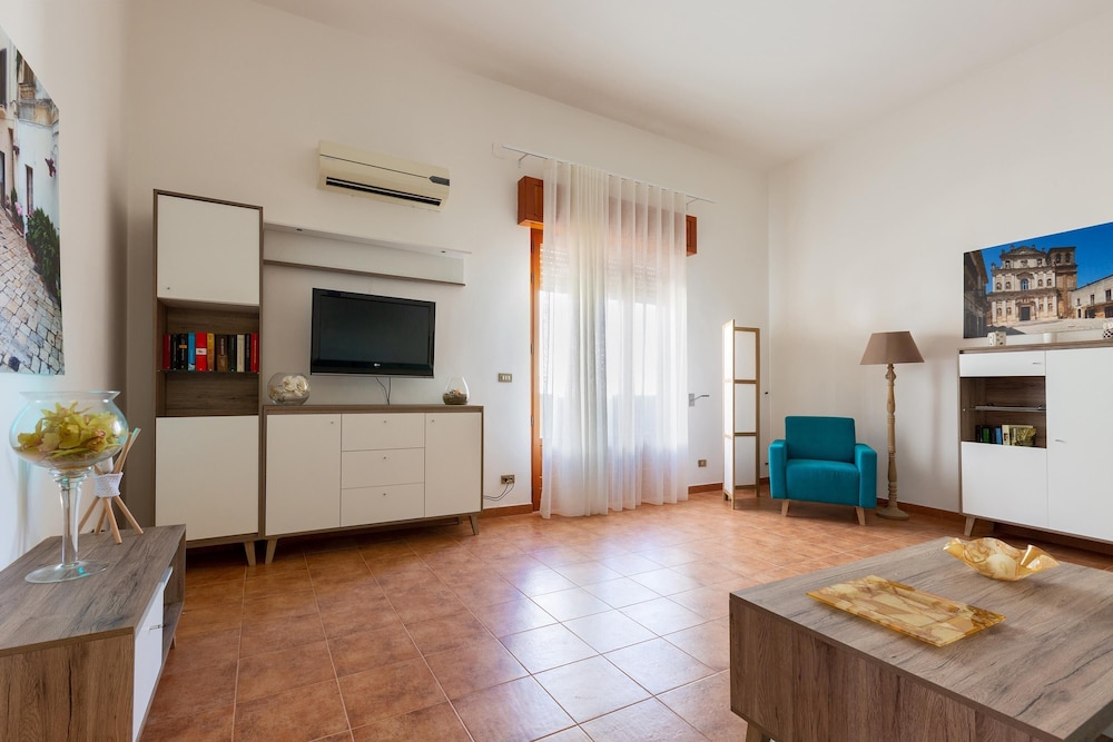 2253 Casa Jacopo