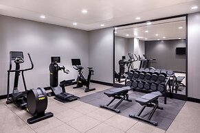 Hilton Woking