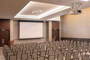 Hilton Woking
