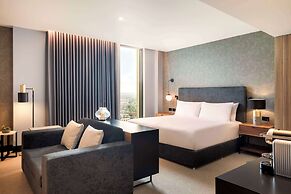 Hilton Woking
