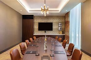 Hilton Woking
